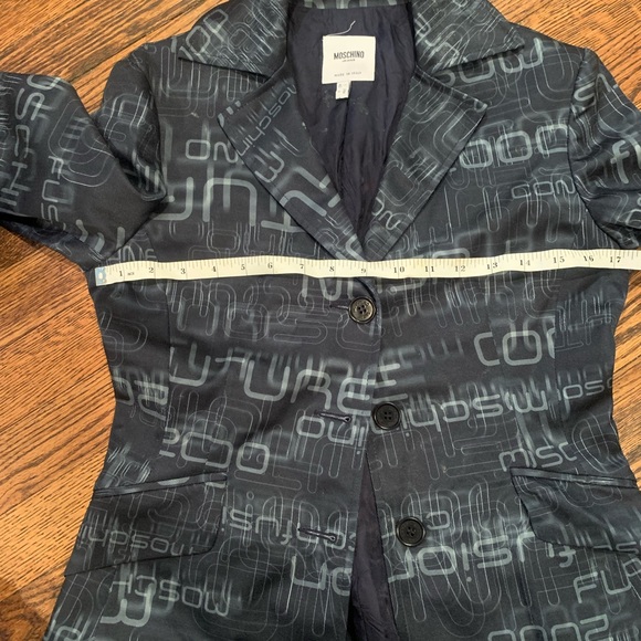 Ladies 2 piece Vintage Moschino Set - Picture 11 of 15